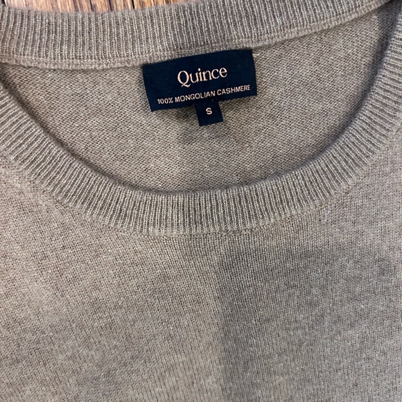 Quince Mongolian cashmere sweater – size small - Picture 9 of 9
